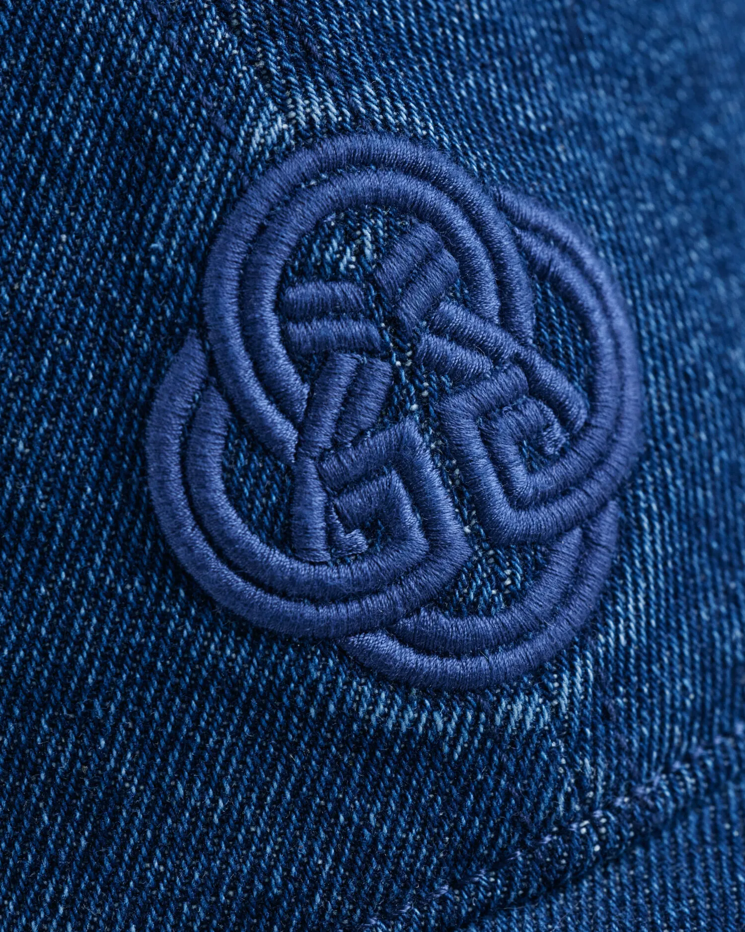 Cappellino di jeans    