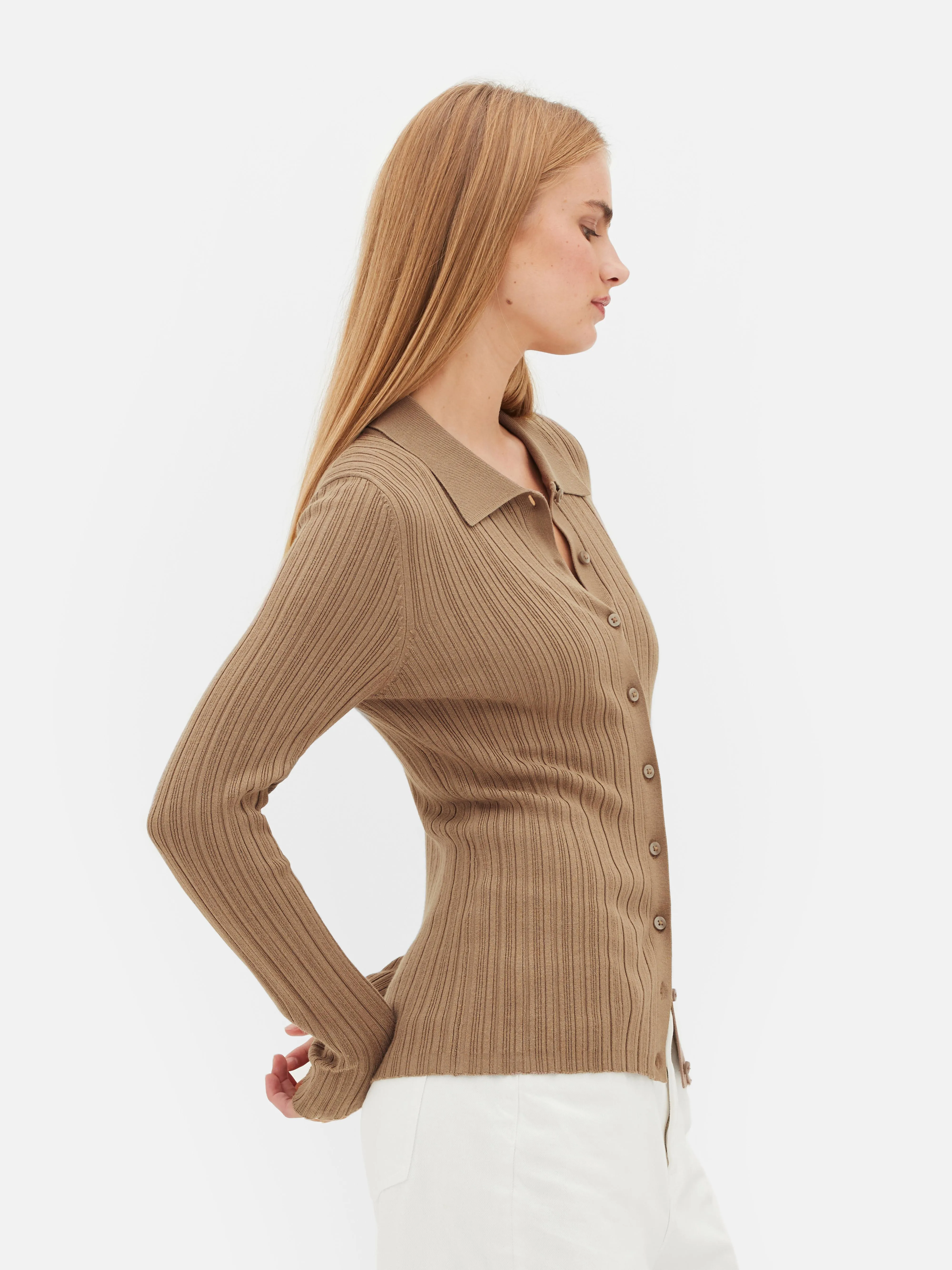 Cardigan a coste con colletto