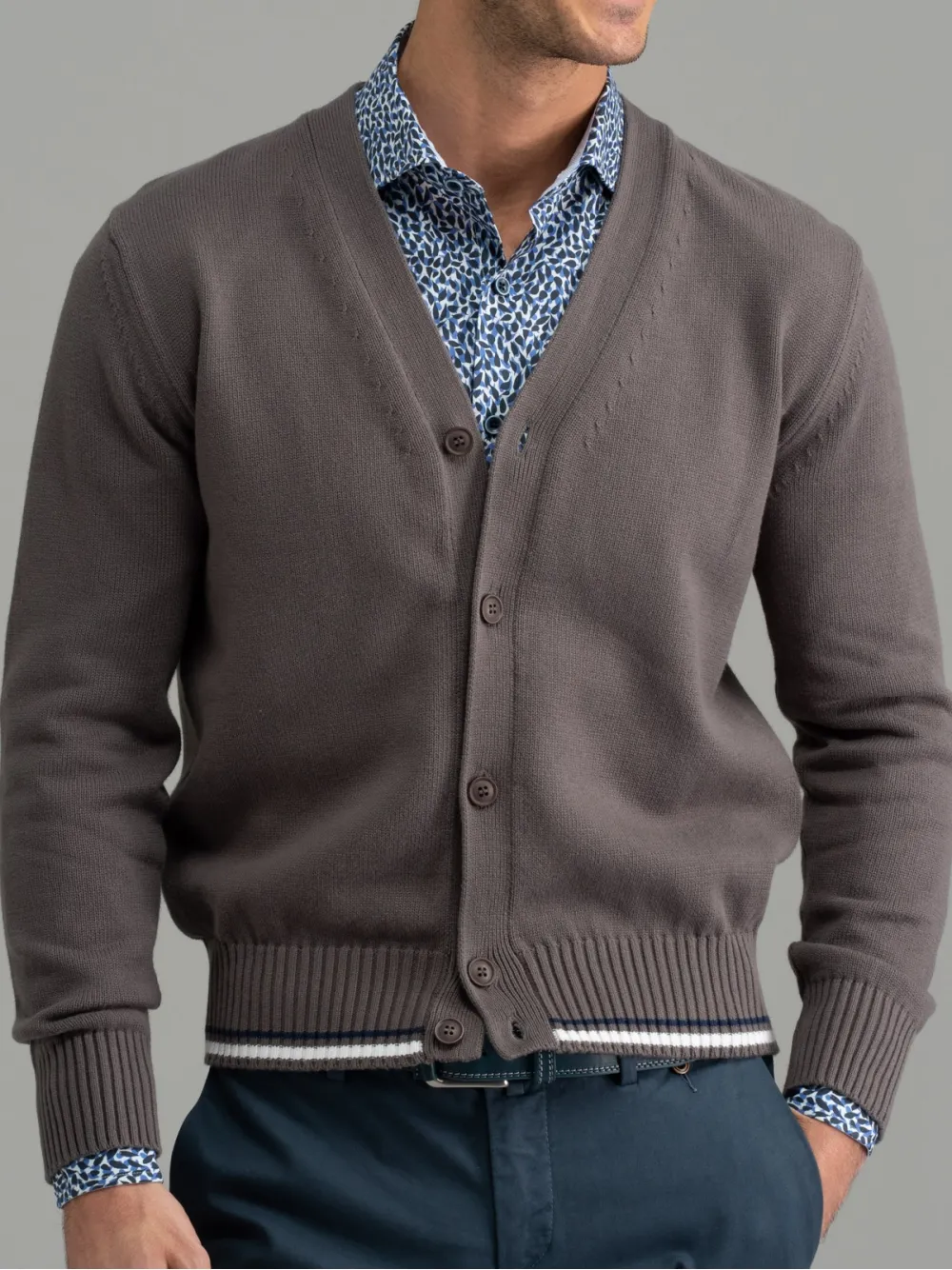 Cardigan uomo stile college