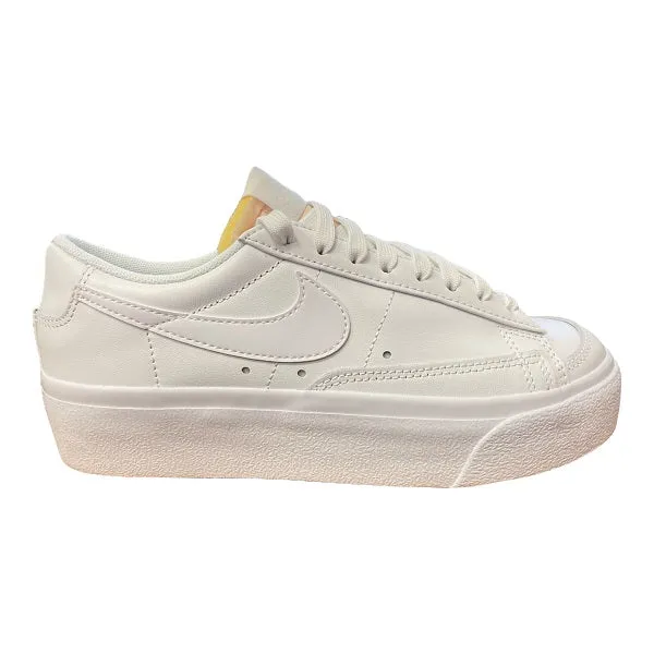 Nike women's sneakers shoe with wedge Blazer Low DJ0292-100 white