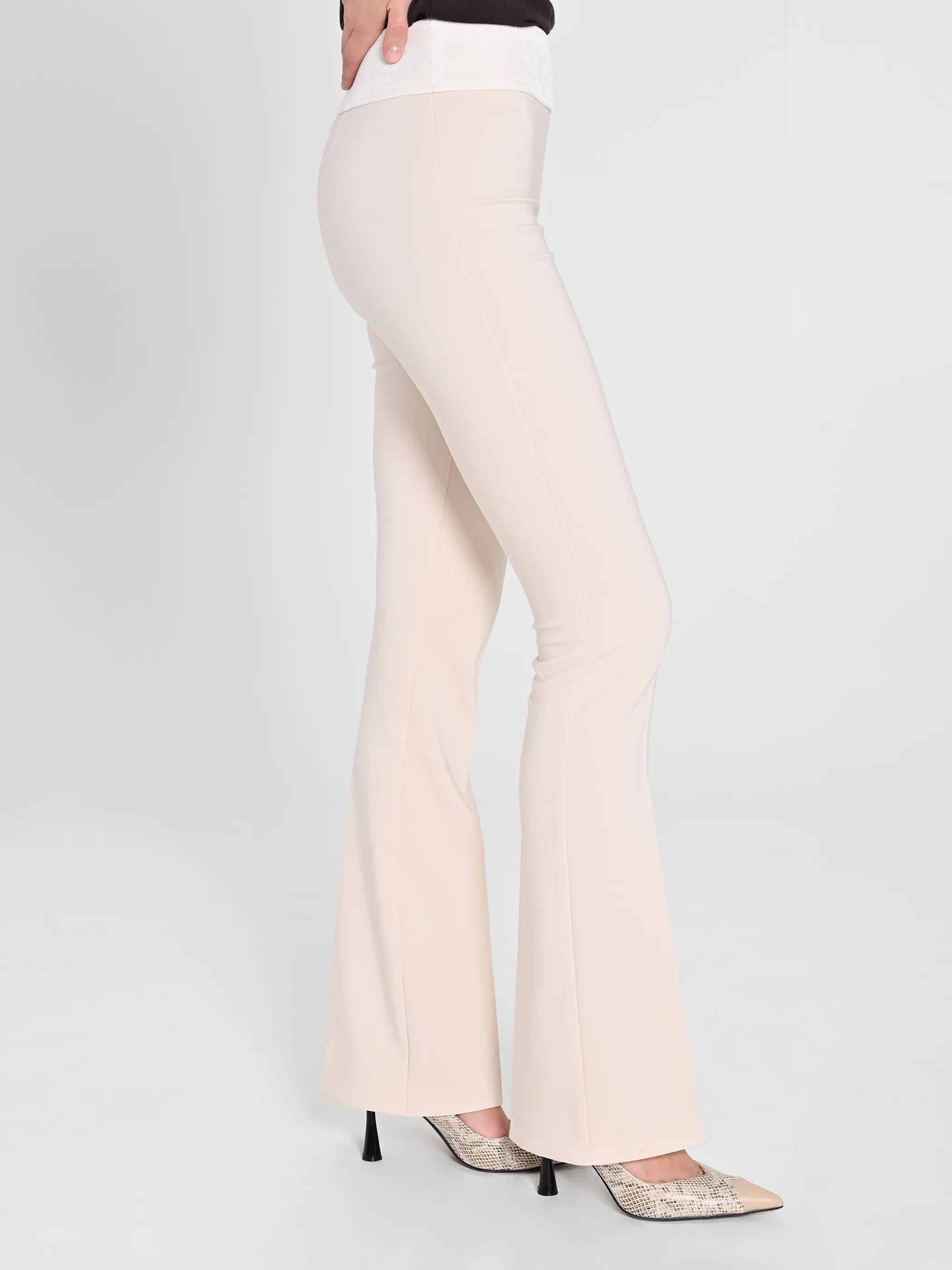      Pantaloni Tuxedo Beige     