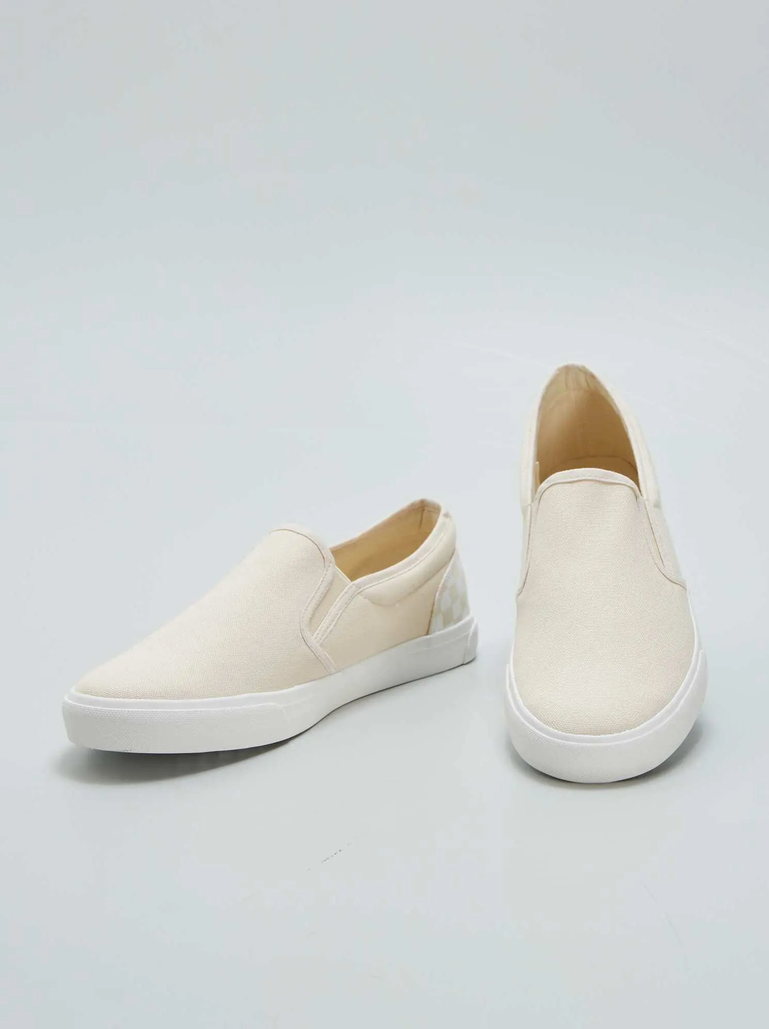 Sneakers tipo 'slip-on' - BEIGE