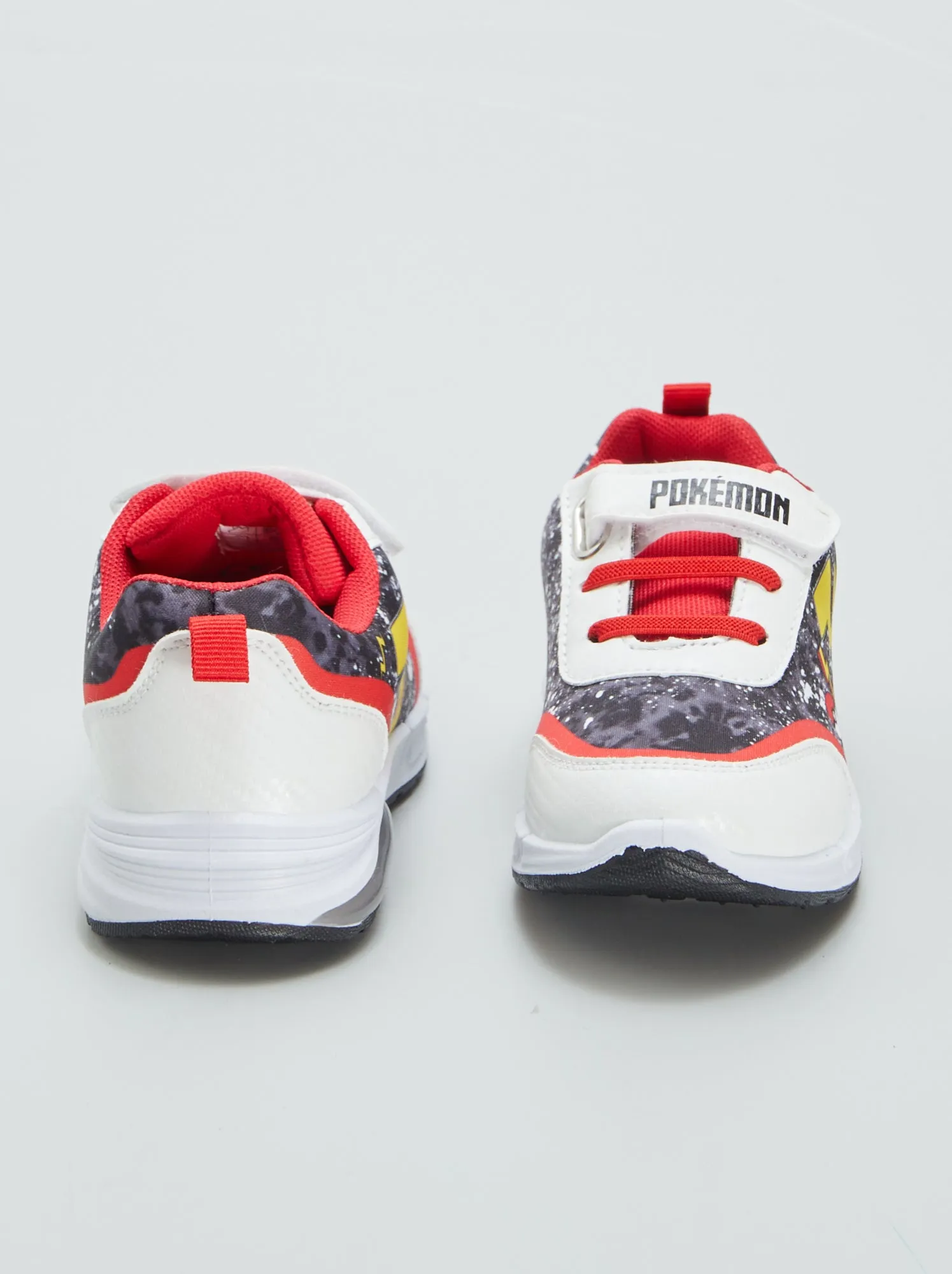 Sneakers 'Pokemon' 'Pikachu' con strappi - BIANCO