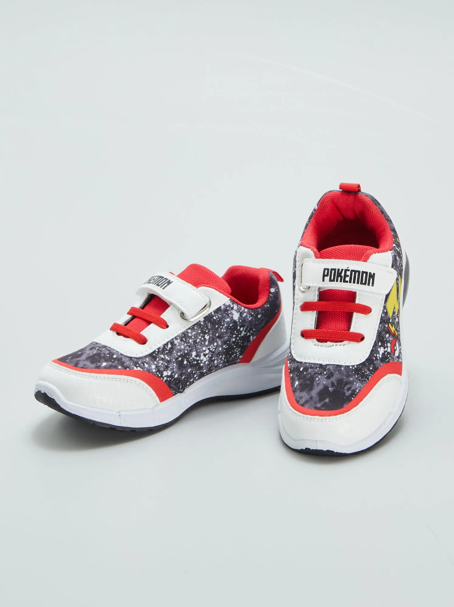 Sneakers 'Pokemon' 'Pikachu' con strappi - BIANCO